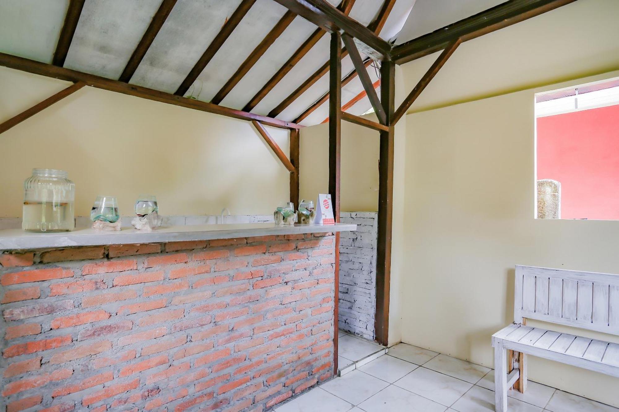 Oyo Life 90301 Hidden Village Uluwatu 金巴兰 外观 照片
